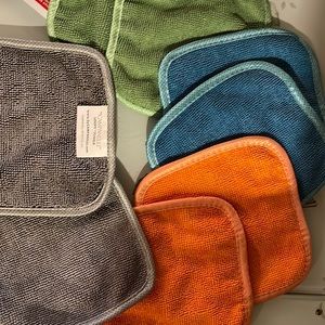 COPY - CAMPANELLI LOOPY TOWELS